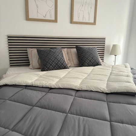 Nice Apartment Alicante Center Bagian luar foto