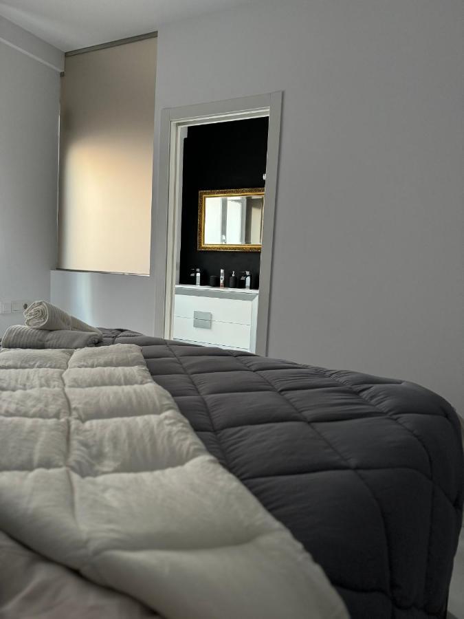 Nice Apartment Alicante Center Bagian luar foto