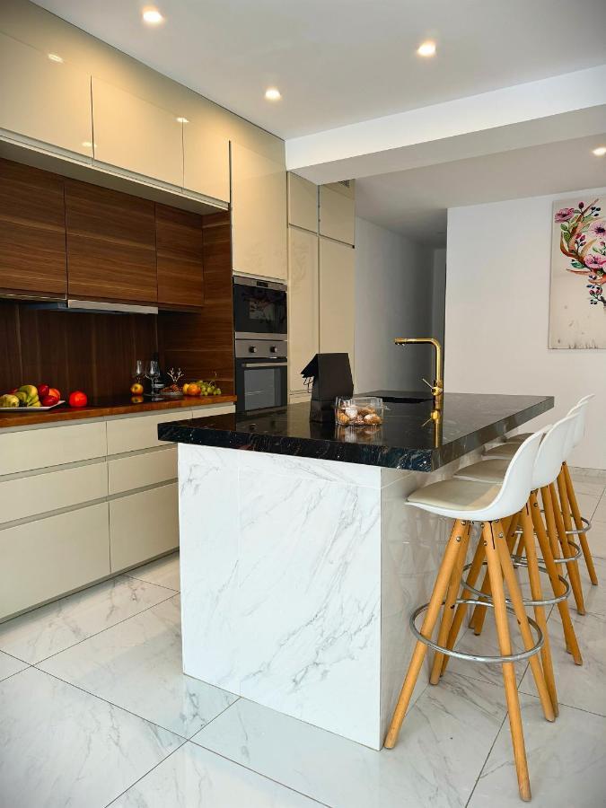 Nice Apartment Alicante Center Bagian luar foto