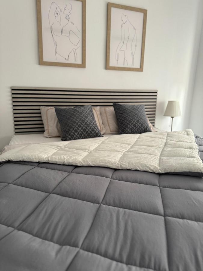 Nice Apartment Alicante Center Bagian luar foto